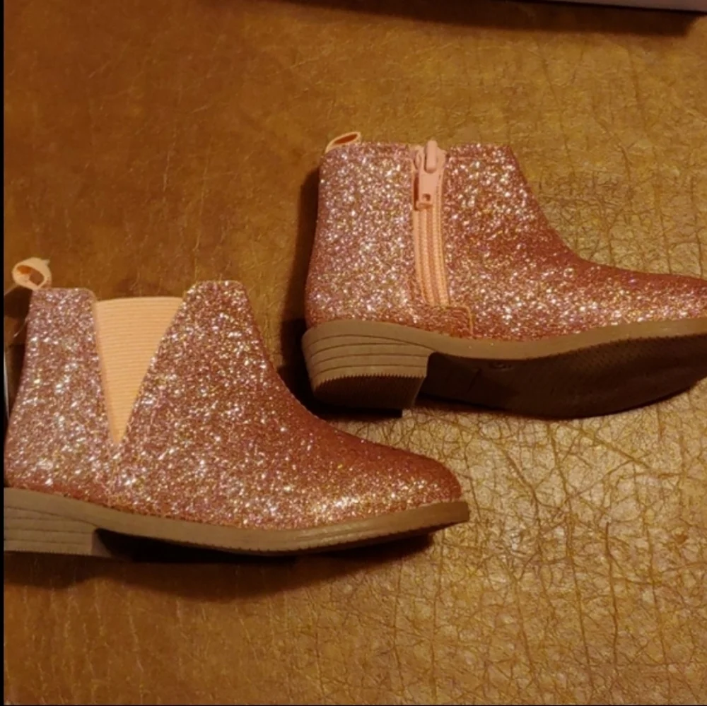 Carter Carmina Chelsea Rose Gold Low Booties Size 5